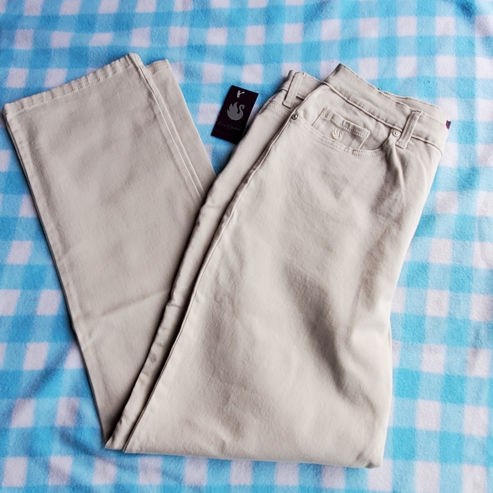 Gloria  vanderbilt women  pants sz 14.